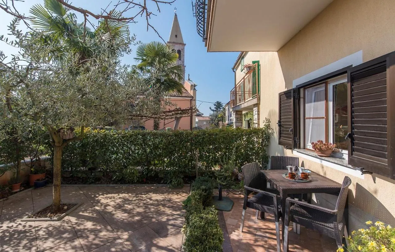 Apartment Complex Orzan Lovrecica Guest house Lovrecica (Istria)